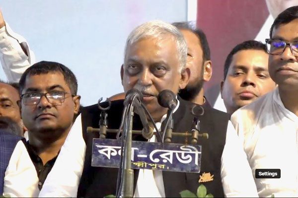 আগুন ধরাতে আসলে হাত-পা গুড়িয়ে দেবেন  স্বরাষ্ট্রমন্ত্রী