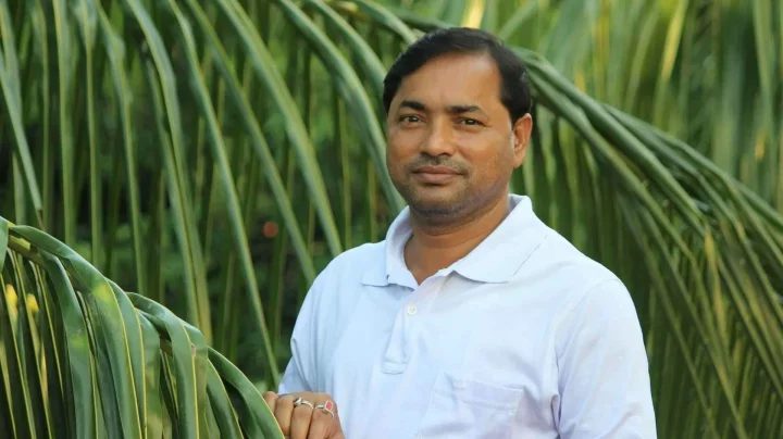 আবাসিক হোটেলে মিলল মাদারীপুরের শিক্ষকের মরদেহ
