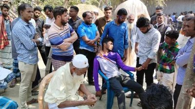 বিষাক্ত রাসেল ভাইপারের ছোবলে যুবকের মৃত্যু
