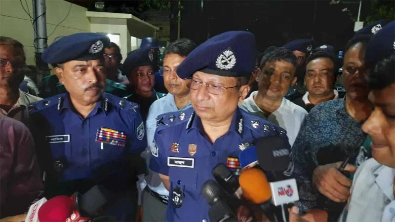 পুলিশ কেন পুলিশকে গুলি করেছে জানতে তদন্ত করা হচ্ছে:আইজিপি