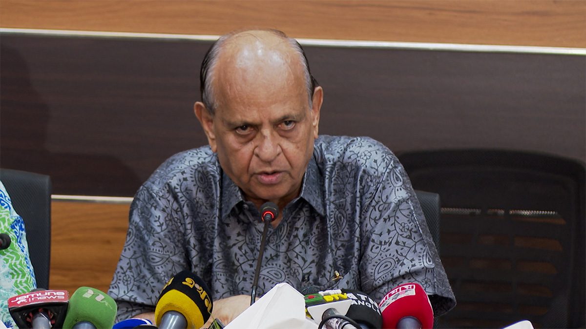 প্রয়োজন ছাড়া বাইরে না যাওয়ার পরামর্শ স্বাস্থ্যমন্ত্রী