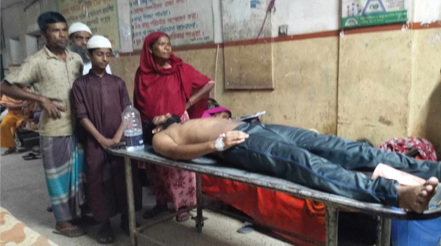 বশেফমুবিপ্রবিতে গভীররাতে শিক্ষার্থীকে নির্যাতনের অভিযোগ
