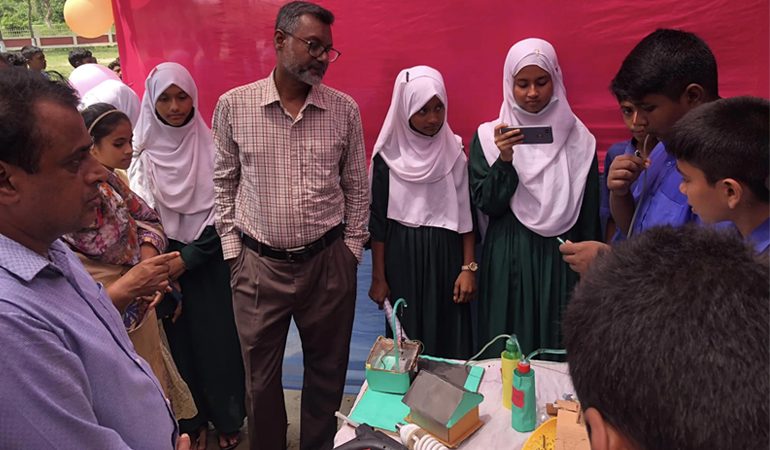 পাথরবাড়ীয়া মজিবর রহমান হাইস্কুলে বিজ্ঞান মেলা ও কুইজ প্রতিযোগিতা অনুষ্ঠিত