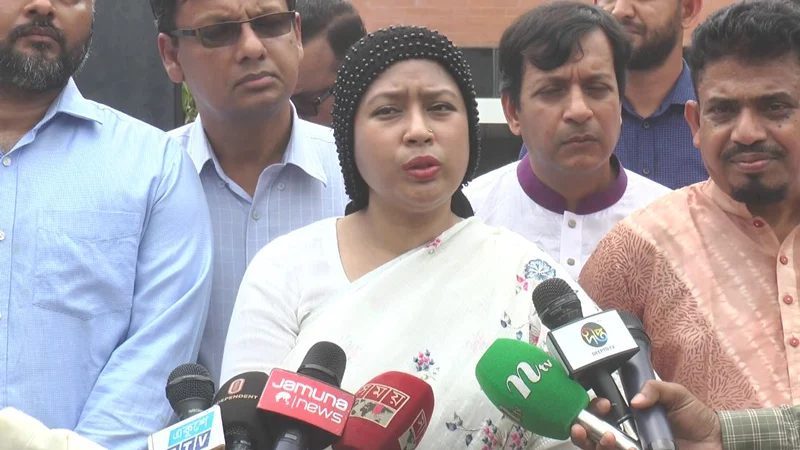 জুনের মধ্যে ১০ হাজার প্রাথমিক শিক্ষক নিয়োগ
