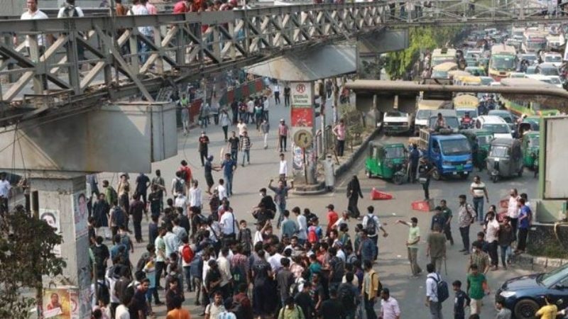 সায়েন্সল্যাবে দুই কলেজের শিক্ষার্থীদের মধ্যে সংঘর্ষ