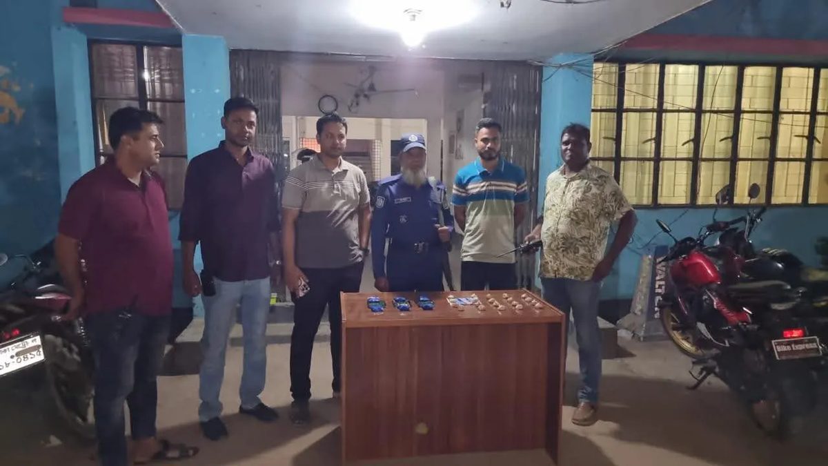 জামালপুর অভিনব কৌশলে মাদক বিক্রি, গ্রেফতার ১