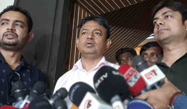 রহমত উল্ল্যাহর বিরুদ্ধে শাকিবের অভিযোগ খতিয়ে দেখবে ডিবি