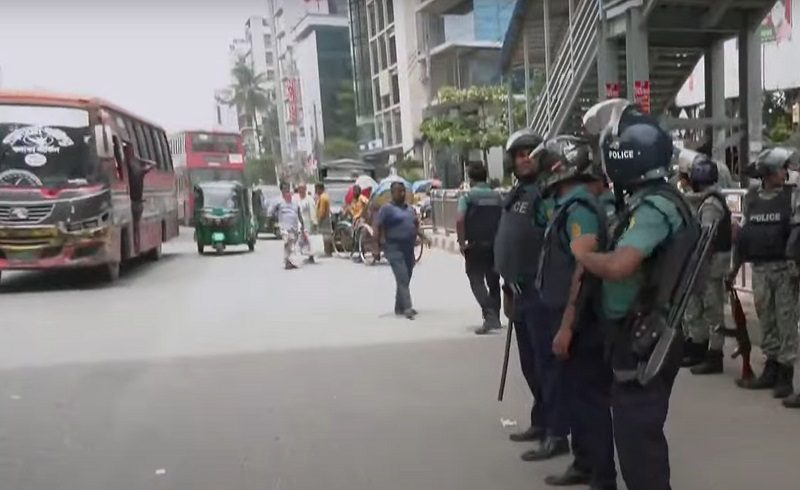 রাজধানীজুড়ে সতর্ক অবস্থানে আইনশৃঙ্খলা বাহিনী