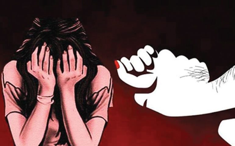 বিয়ের প্রলোভনে স্কুলছাত্রীকে কক্সবাজারে নিয়ে ধর্ষণের অভিযোগ