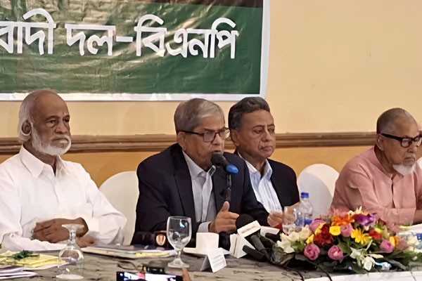 গণতন্ত্র ছাড়া মুক্ত সাংবাদিকতা সম্ভব নয় : ফখরুল