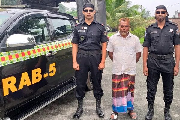 নাটোরে ধর্ষণের পর স্কুলছাত্রী অন্তঃসত্ত্বা, গ্রেপ্তার ১