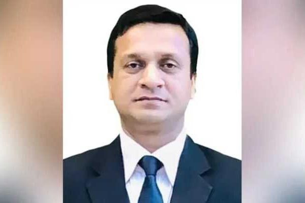 আওয়ামী লীগের পক্ষে ভোট চাওয়া জামালপুরের সেই ডিসি প্রত্যাহার