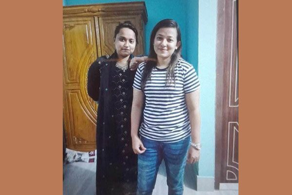 মদপানে দুই বান্ধবীর মৃত্যুর ঘটনায় তিনজন কারাগারে