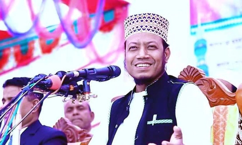 ৯২৫ দিন পর কারামুক্ত হলেন মুফতি আমির হামজা