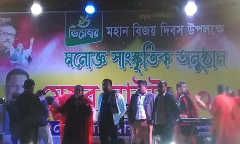 কনসার্টে নির্বাচনী প্রচারণার দায়ে আ. লীগ নেতাকে জরিমানা