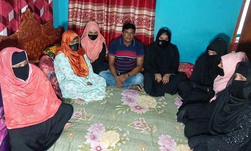 সাত বিয়ে করা রবিজুলের দুই স্ত্রীকে বাড়িছাড়া করলেন মাতব্বররা