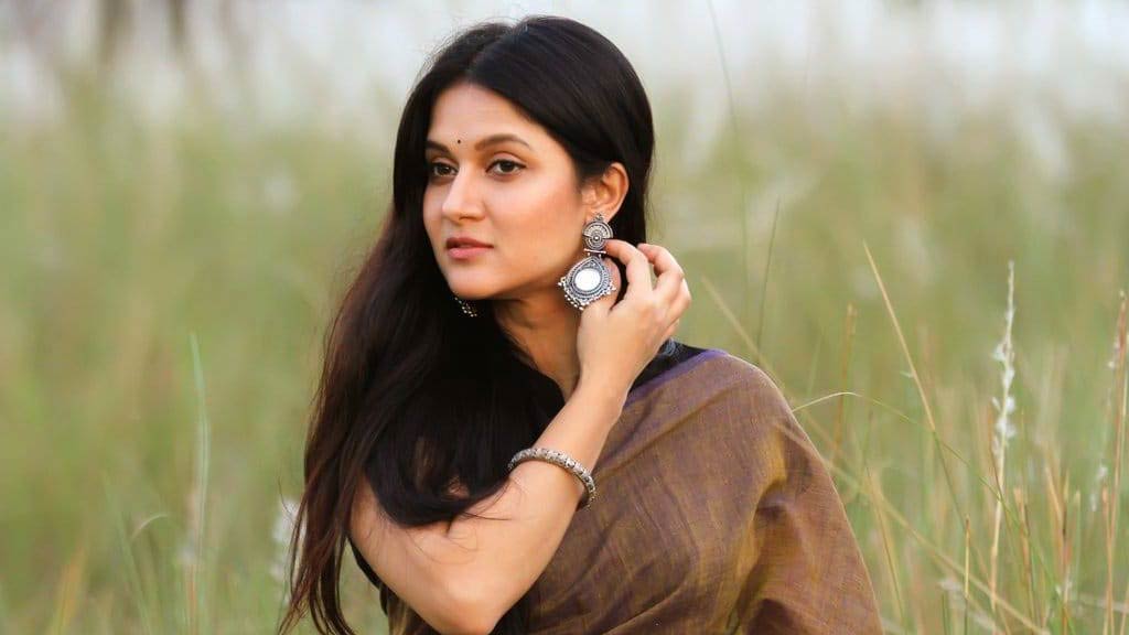 পরকীয়া নিয়ে যা বললেন মিথিলা!