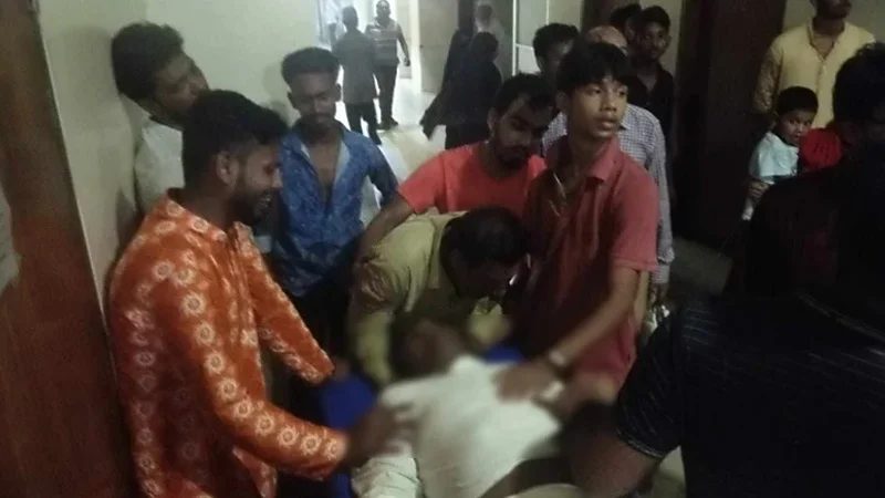 বগুড়ায় রথযাত্রার গাড়িতে বিদ্যুৎস্পৃষ্ট হয়ে ৫ জনের মৃত্যু, আহত ২০