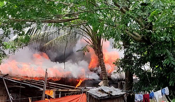 গ্যাস সিলিন্ডার বিস্ফোরণে ১১ পরিবার নিঃস্ব