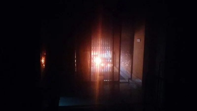 বেরোবি ভিসির বাসভবনে ভাঙচুর ও অগ্নিসংযোগ