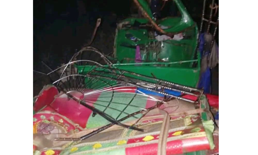 জামালপুরে সিএনজি-ট্রাকের মুখোমুখি সংঘর্ষে ৫ জনের মৃত্যু