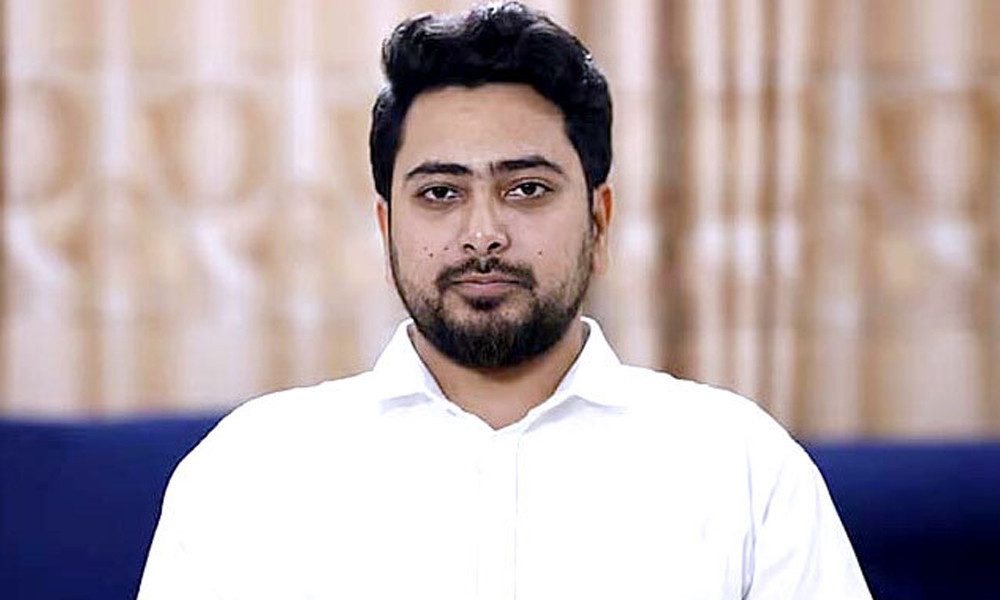 সম্পদের হিসাব দিলেন নাহিদ ইসলাম