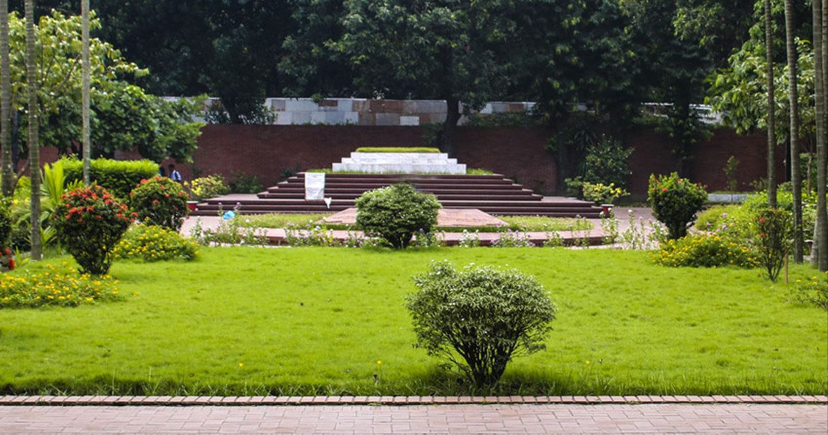 ওসমান হাদি ছাড়াও নজরুল সমাধিসৌধে চিরনিদ্রায় শায়িত যারা