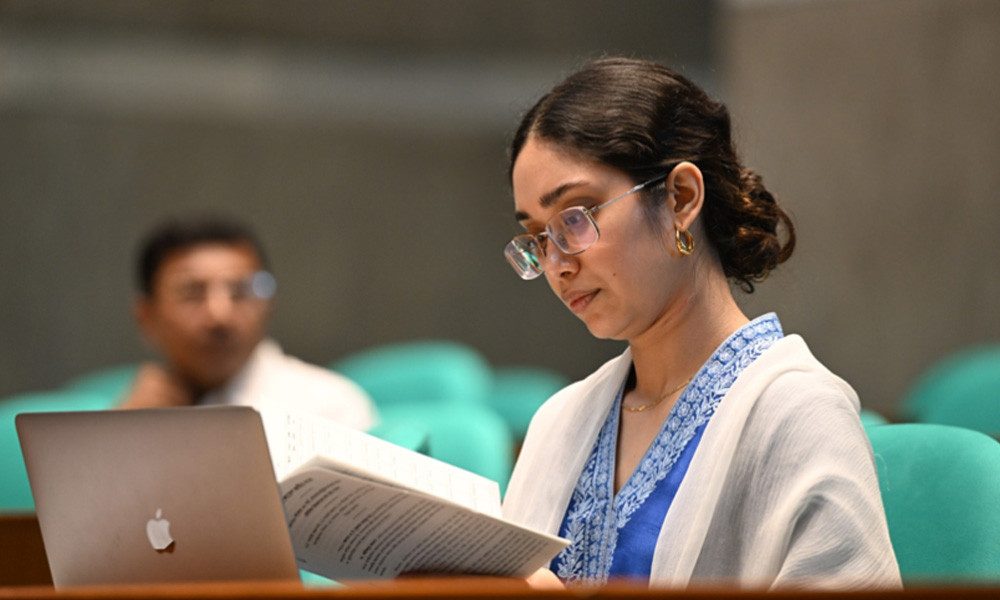 সংসদের ভিভিআইপি লাউঞ্জে জাইমা রহমান