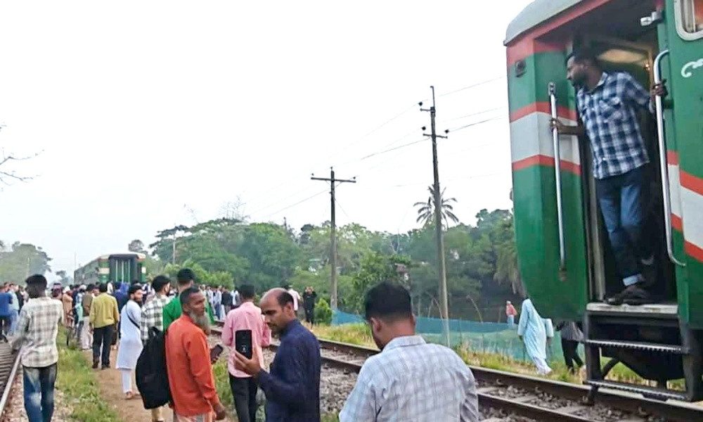 কুমিল্লায় চলন্ত ট্রেনের বগি বিচ্ছিন্ন, তদন্ত কমিটি গঠন