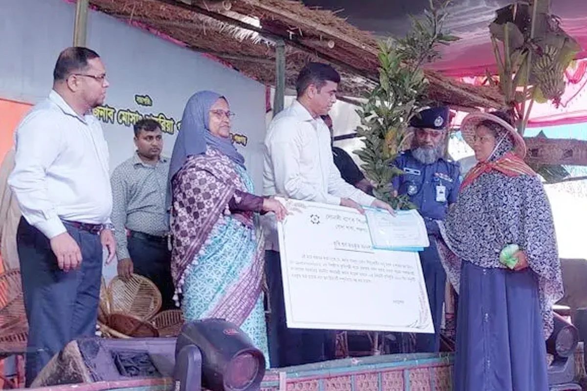 দেশে সারের মজুত পর্যাপ্ত, কারসাজি করলে কঠোর ব্যবস্থা : পানিসম্পদ প্রতিমন্ত্রী