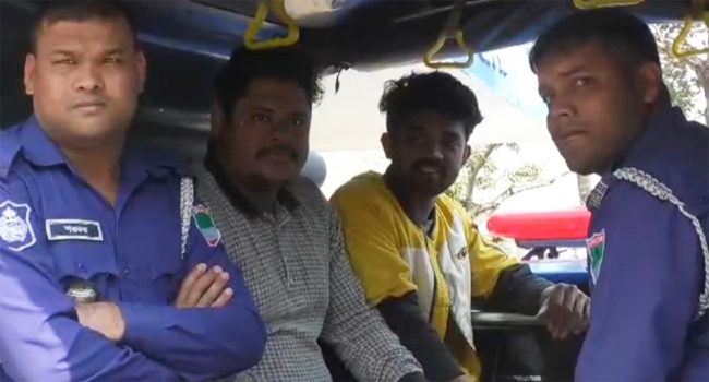 কুমারখালীতে পৌর ছাত্রলীগ সভাপতিসহ গ্রেফতার ২