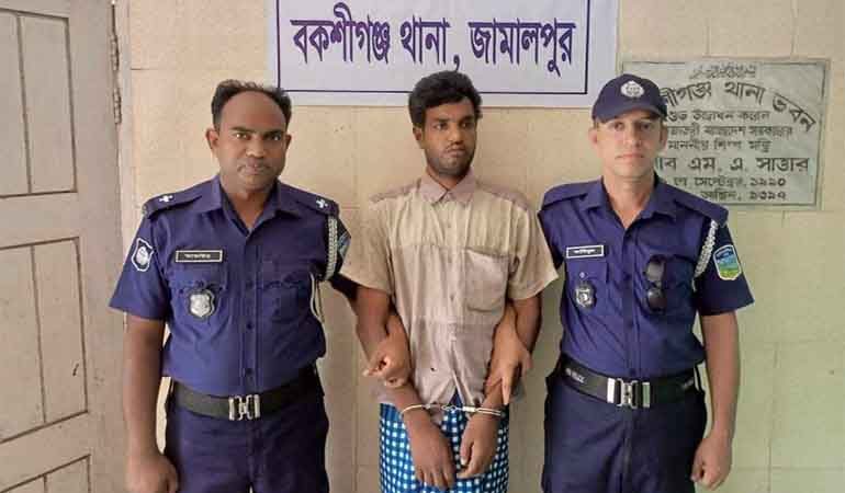 জামালপুরে স্কুল ছাত্রীকে পথরুদ্ধ করে উত্যক্ত, রিকশাচালক আটক