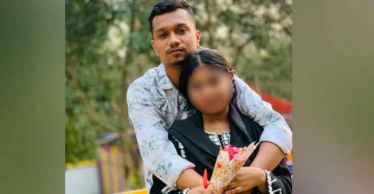নিষিদ্ধ ছাত্রলীগ নেতাকে বিয়ের দাবিতে বৈষম্যবিরোধী নেত্রীর অনশন
