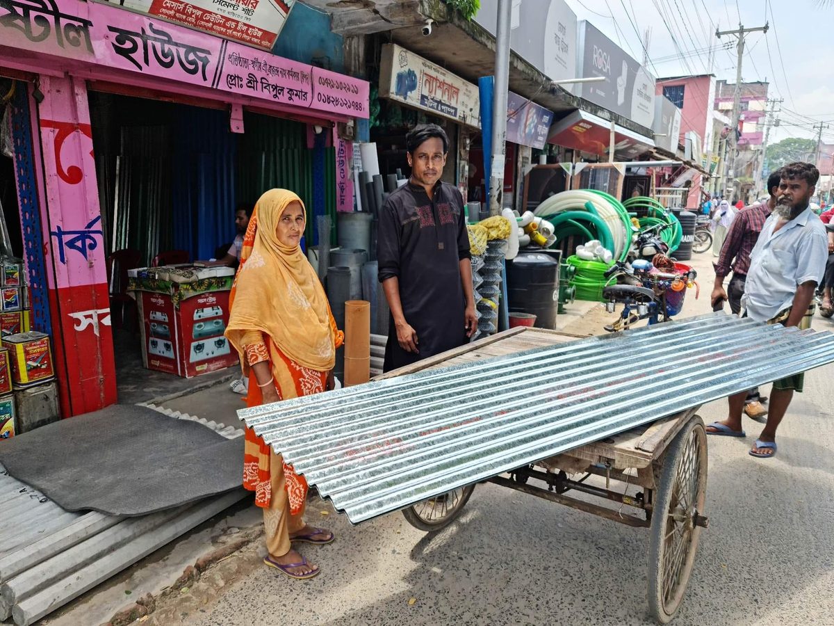 অসহায় মানুষের সেবক,প্রতিমন্ত্রী পলক