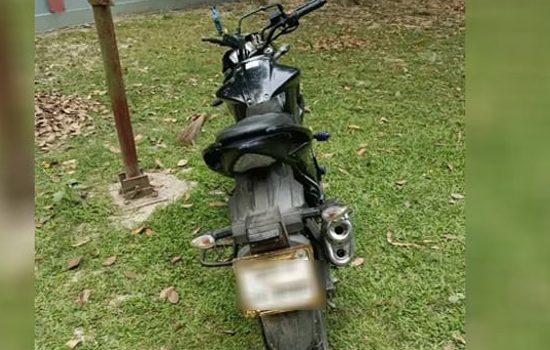 ভ্যান-মোটরসাইকেলের সংঘর্ষে যুবক নিহত