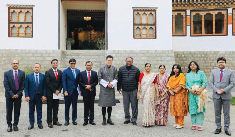 ভুটানের রাজার সঙ্গে বাণিজ্যমন্ত্রীর সাক্ষাৎ