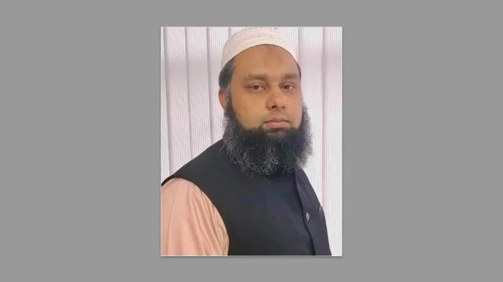 বিছানার পাশে ফোন চার্জে রেখে ঘুম, বিস্ফোরণে প্রাণ গেল চিকিৎসকের