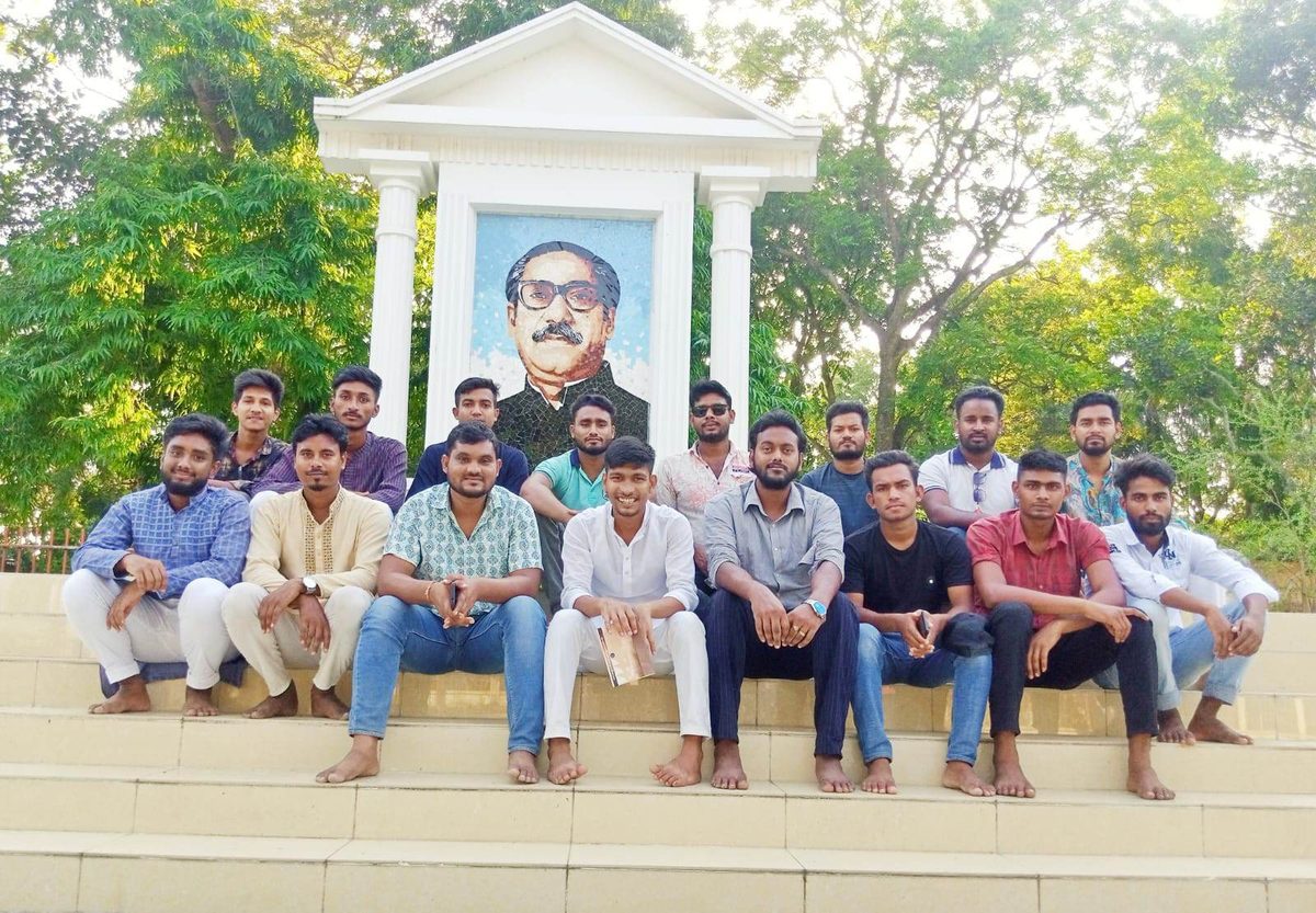 আমাদের মেলান্দহ ব্লাড ব্যাংকের আলোচনা সভা অনুষ্ঠিত