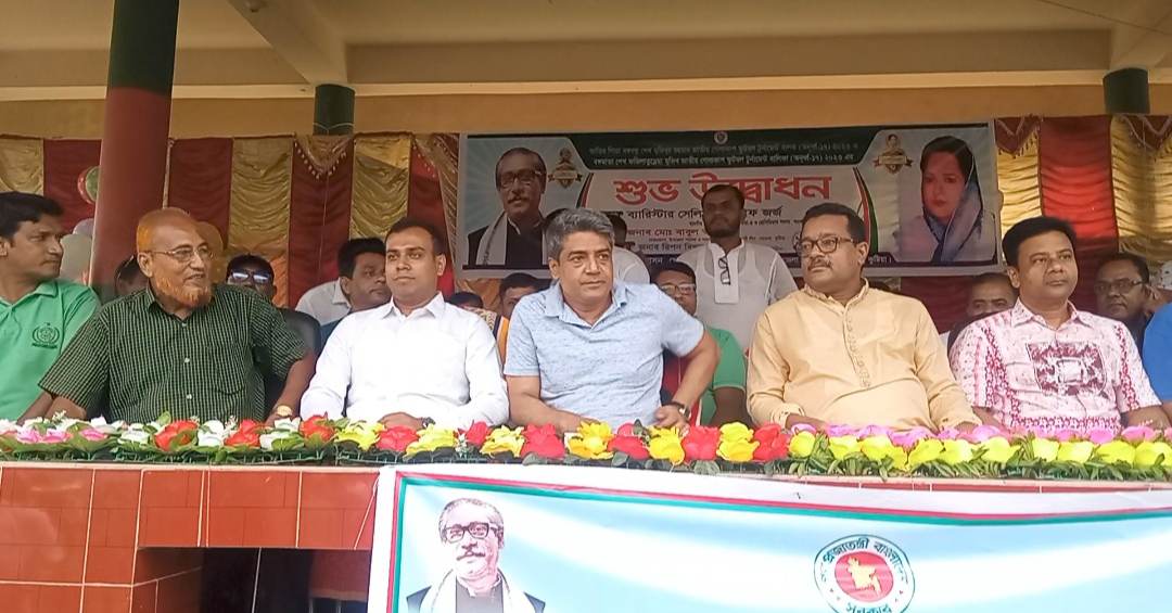 খোকসায় বঙ্গবন্ধু -বঙ্গমাতা গোল্ডকাপ ফুটবল টুর্নামেন্টের উদ্বোধন করলেন এমপি জর্জ