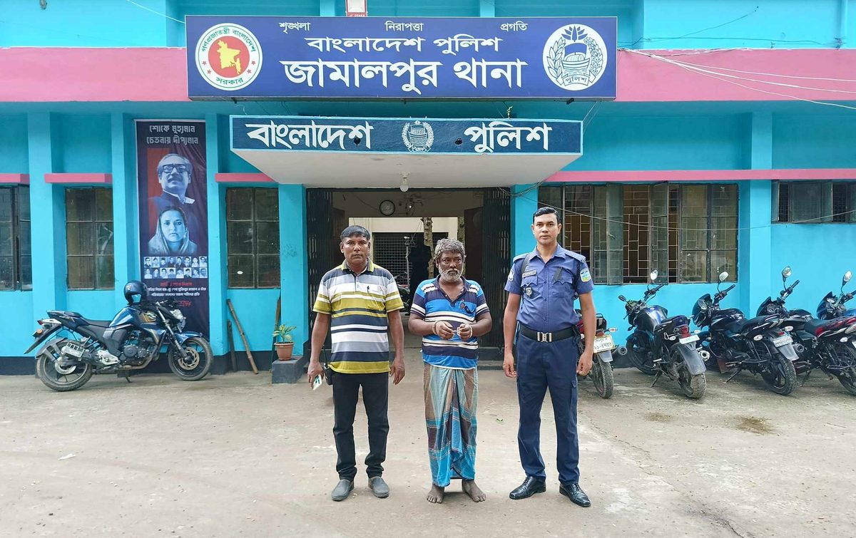 পেয়ারা খাওয়ানোর কথা বলে মাদ্রাসা শিক্ষার্থীকে বলাৎকার, অভিযুক্ত আটক