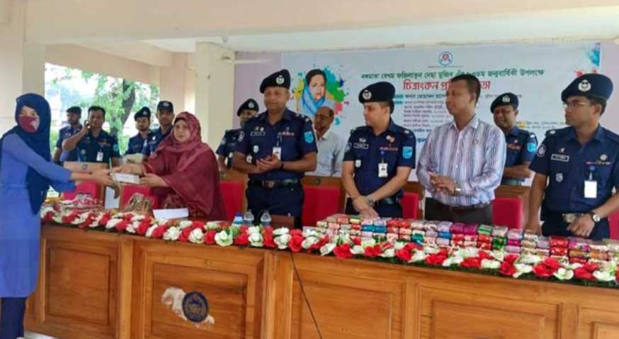 বঙ্গমাতা'র জন্মবার্ষিকী উপলক্ষে কিশোরগঞ্জে পুনাক'র চিত্রাংকন প্রতিযোগিতা