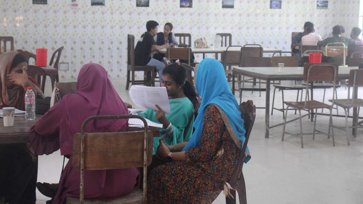 পাঁচ মাস পর খুলেছে ইবির ক্যাফে