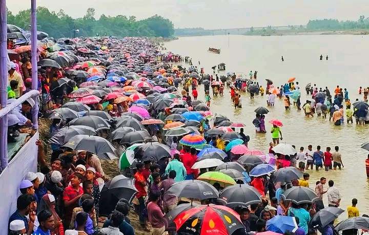 উৎসবের নৌকাবাইচ মুহূর্তে রুপ নিল সংঘর্ষে, আহত-৫