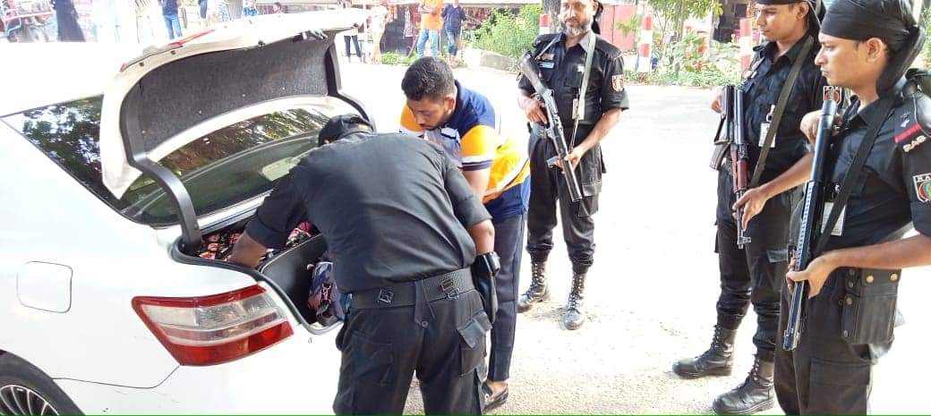 দুর্গাপূজা উপলক্ষে বান্দরবানে র‍্যাবের বিশেষ চেকপোস্ট
