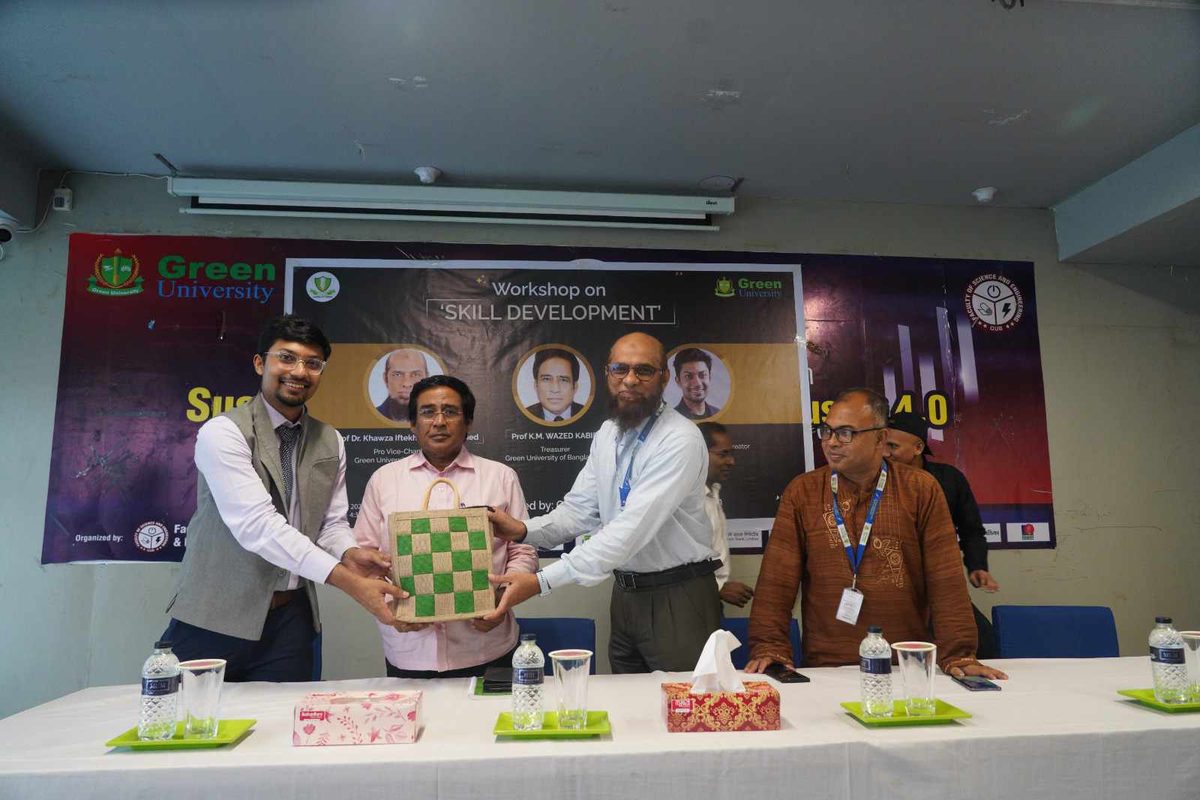 গ্রিন ইউনিভার্সিটিতে 'স্কিল ডেভেলপমেন্ট ওয়ার্কশপ'