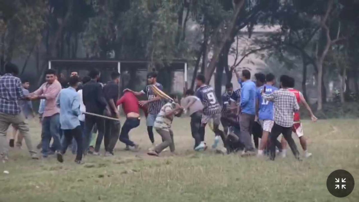 ইবিতে তুচ্ছ ঘটনায় লঙ্কাকাণ্ড