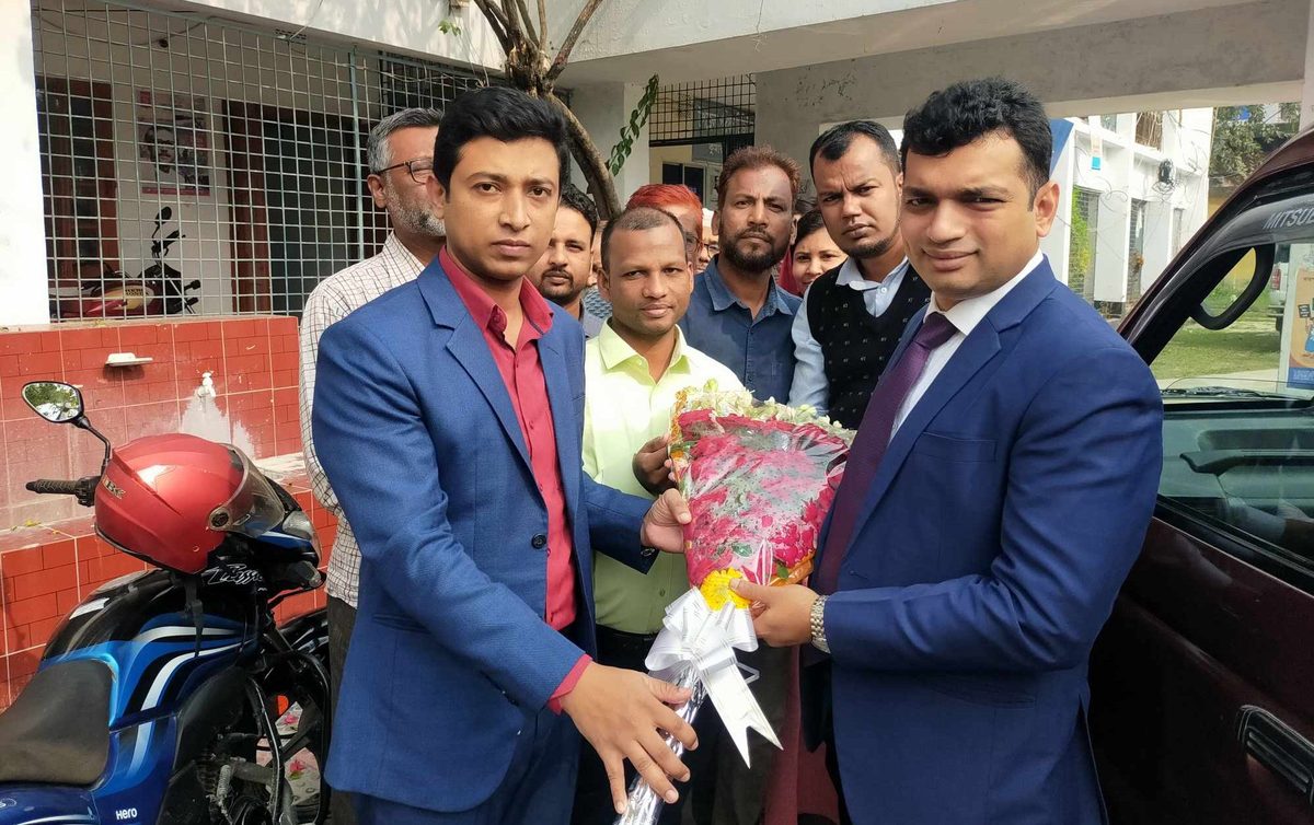 অশ্রুজলে উদ্যোক্তার বিদায়,কুমারখালীর নতুন ইউএনও মাহবুবুল হক