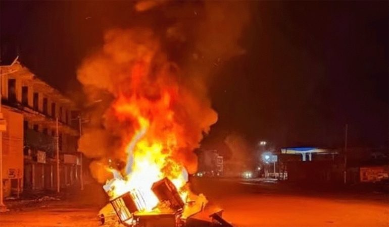 অশান্তির আগুন থামছেই না, ফের উত্তাল মণিপুর