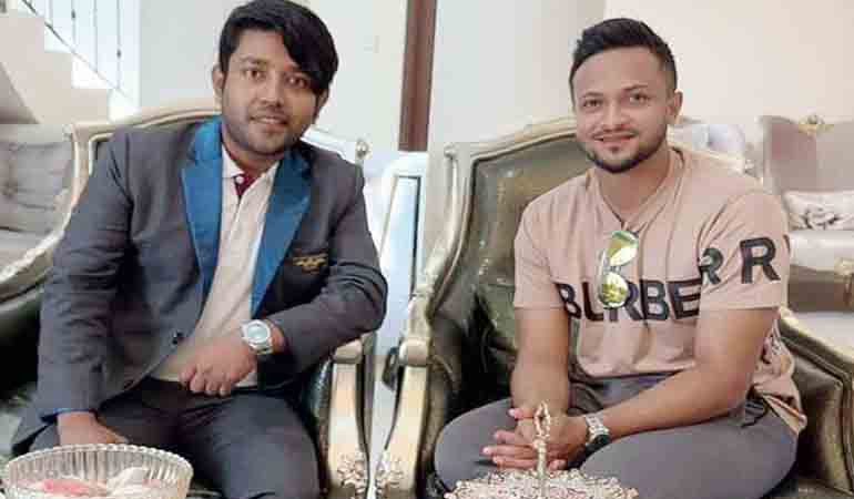 ধার করে সাকিবের সম্মানী দিয়েছেন আরাভ