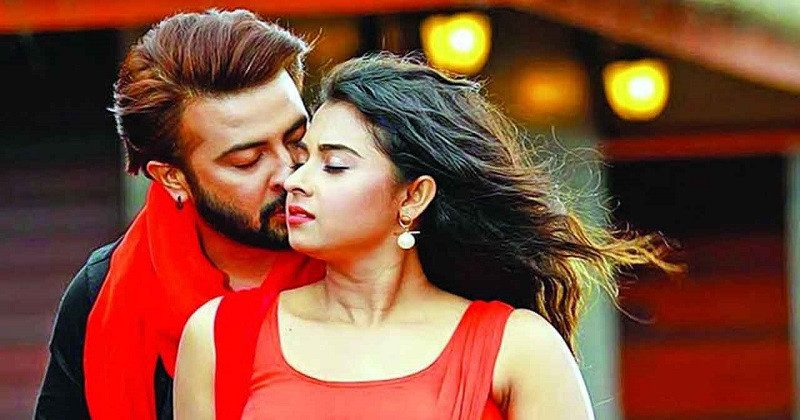 পাঁচ মাসের অন্তঃসত্ত্বা বুবলী, তৃতীয় সন্তানের বাবা হচ্ছেন শাকিব খান